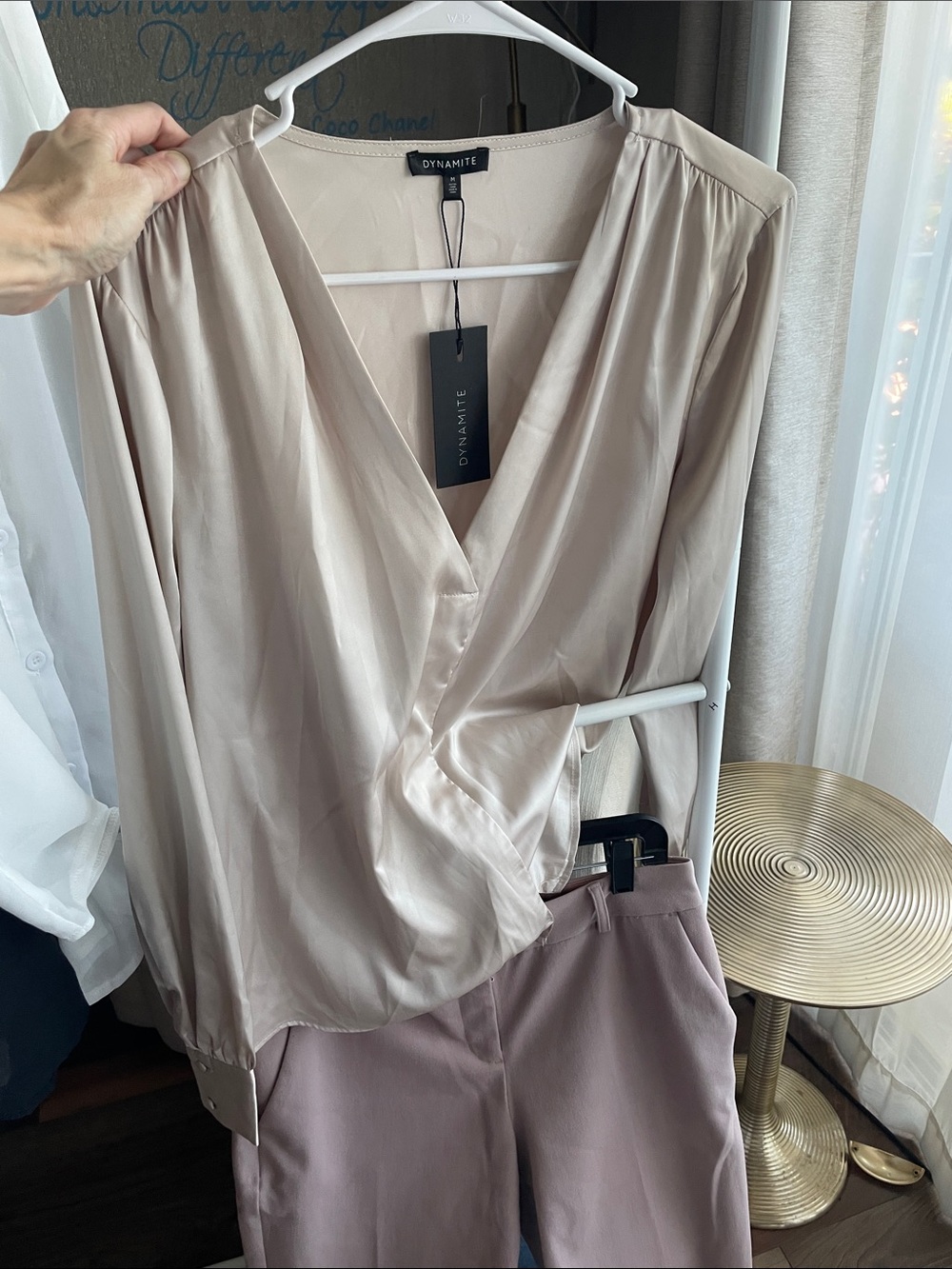 NWT Dynamite Soft Cream Satin V-Neck Blouse - Picture 11 of 16